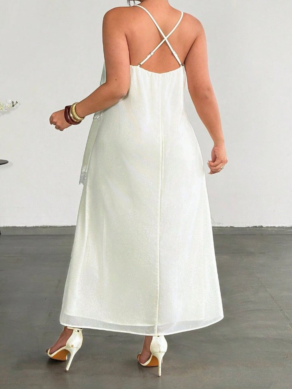 Apricot Elegant Women's Ruched Contrast Lace Spaghetti Strap Tiered Dress - Picture 2 of 8